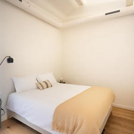 Azcarraga Boutique 오비에도