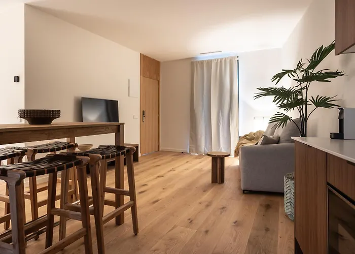 Azcárraga Apartman *